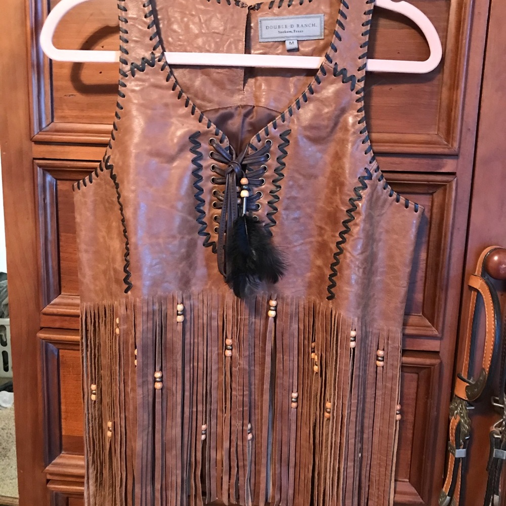 NWOT-Double D Ranch Leather tip size Med.